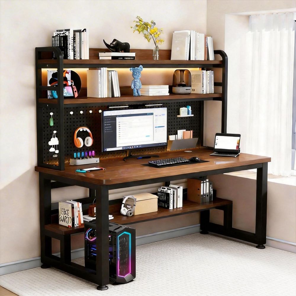 Desk Setup Charging Station - LED-Illuminated 39 Gaming Desk with Charging