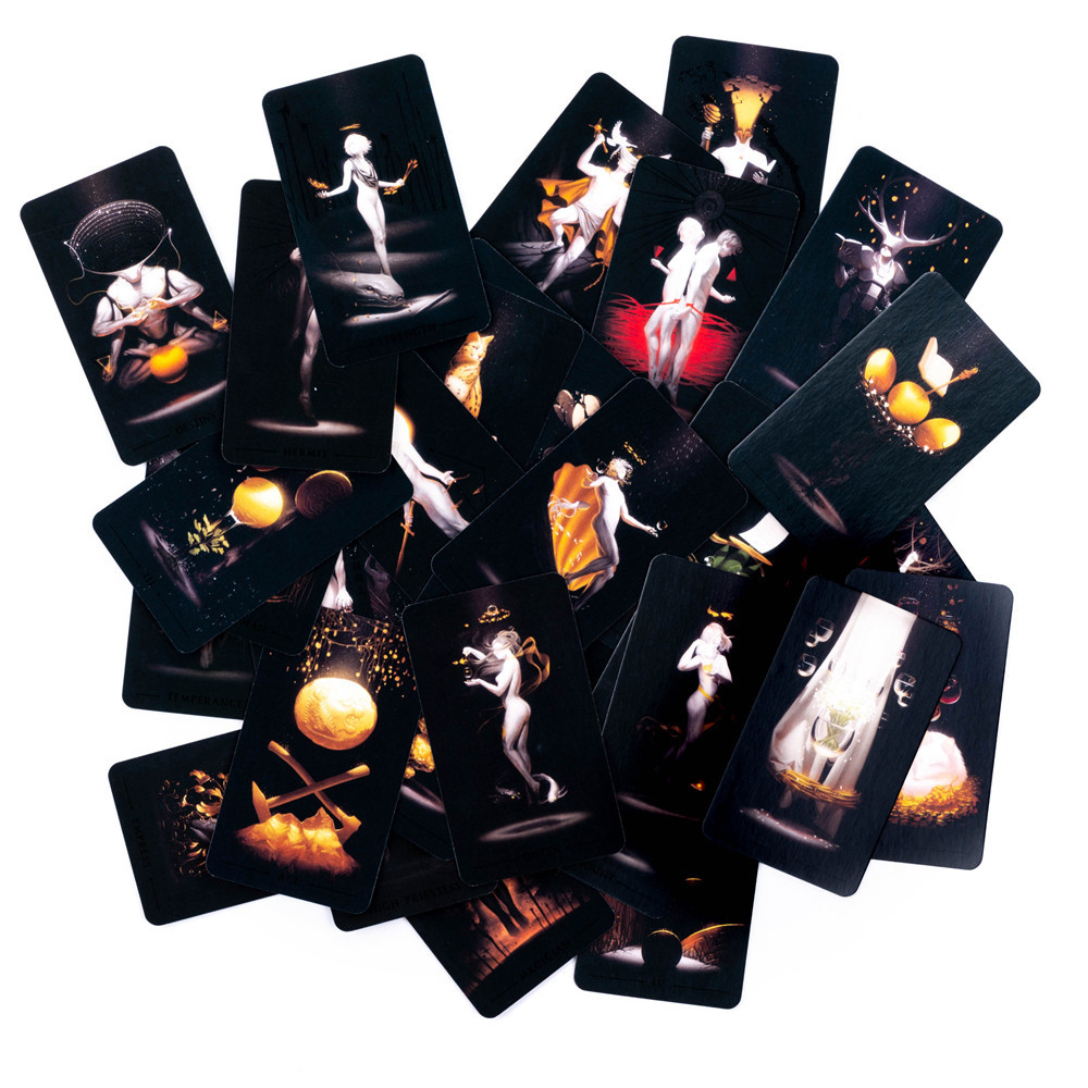 True Black Tarot Cards 78 Card - Desk Setup Black のレビューと価格