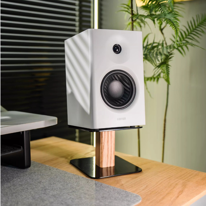 Walnut / Oak Wood Speaker Stan - Desk Setup Oak のレビューと価格