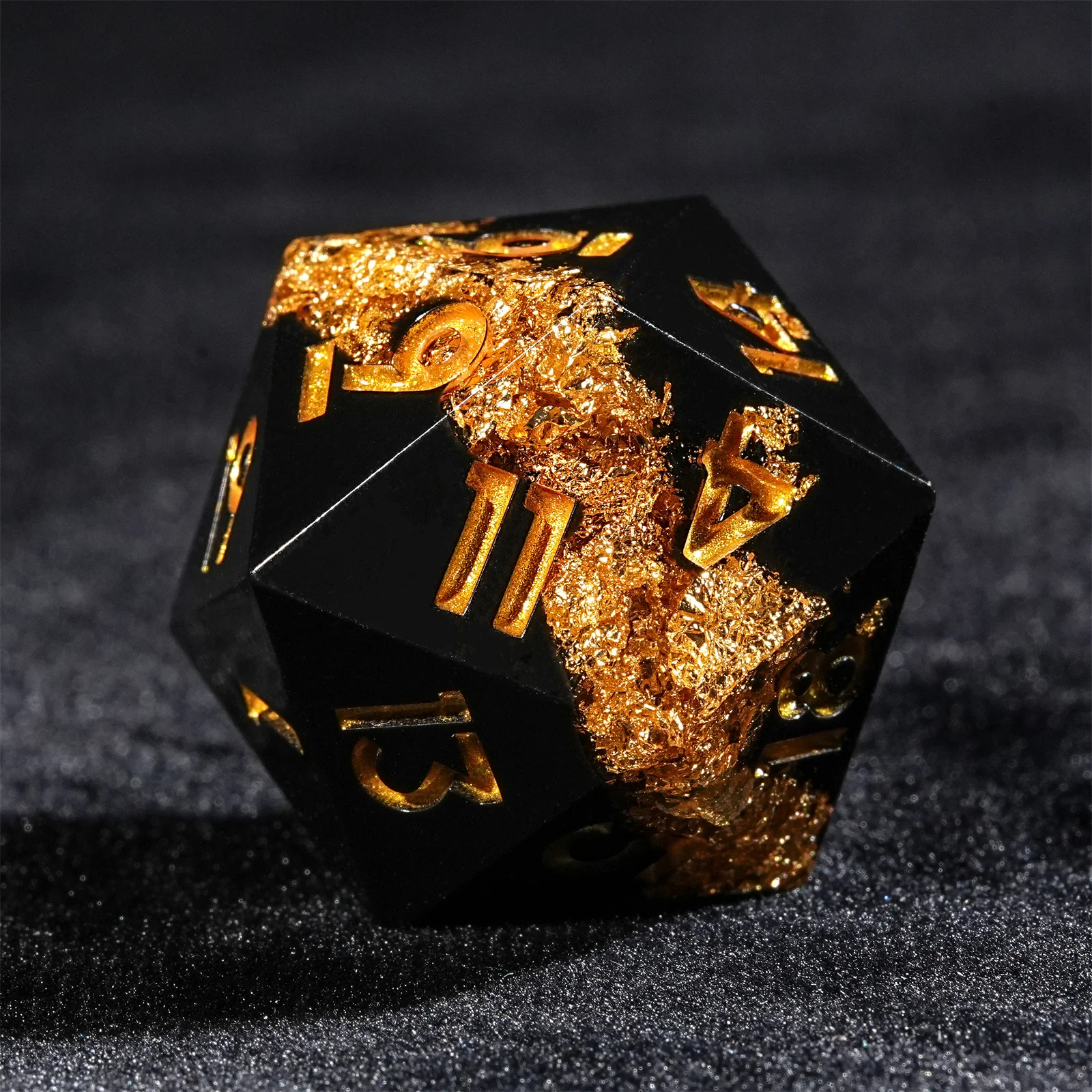 7pcs DND Dice Resin Black Gold - Desk Setup Black のレビューと価格