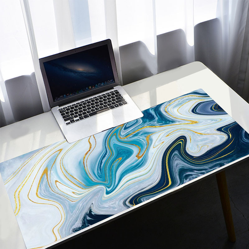 Large Colorful Art Gaming Mous - Desk Setup With Laptop のレビューと価格