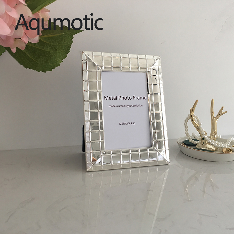 Aqumotic Nordic Iron Photo Fra - Desk Setup Simple のレビューと価格