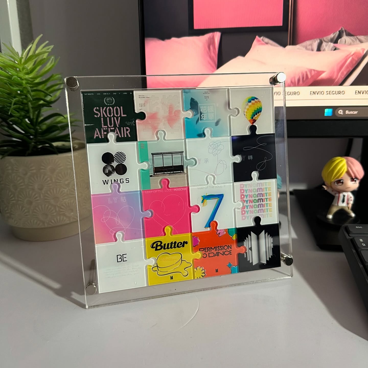 Custom Acrylic Puzzle Display  - Desk Setup Home Office のレビューと価格