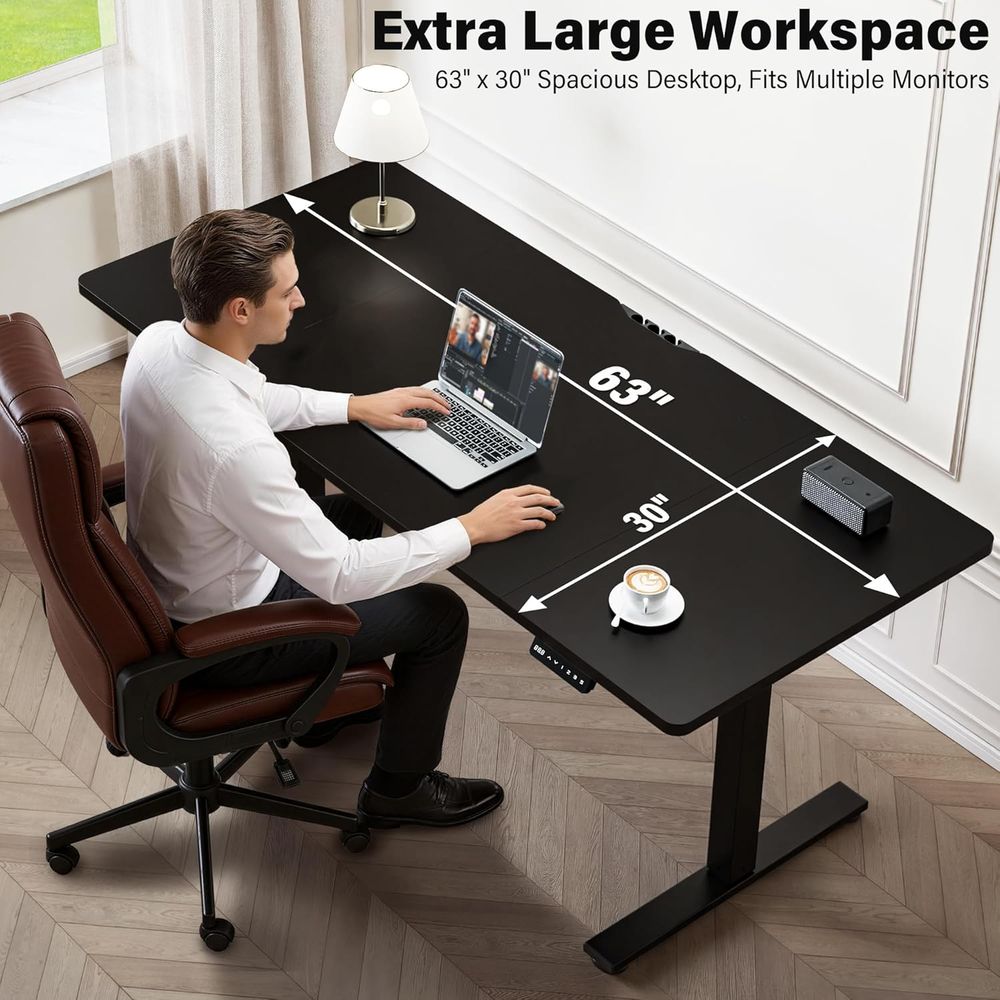 Large 63x30 Electric Adjustabl - Desk Setup Triple Monitor のレビューと価格