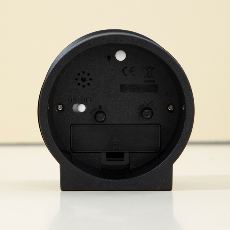4-inch Simple Nightlight Alarm - Desk Setup Simple のレビューと価格