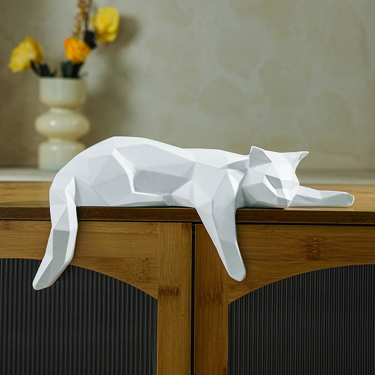 White Black Cat Statue - Geome - Desk Setup Black のレビューと価格