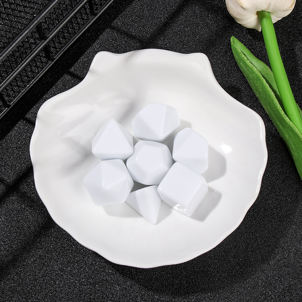 7 Pcs Set of Black White Blank - Desk Setup Black のレビューと価格